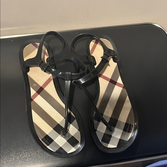 Burberry Black and Beige Sandals - Picture 1 of 2